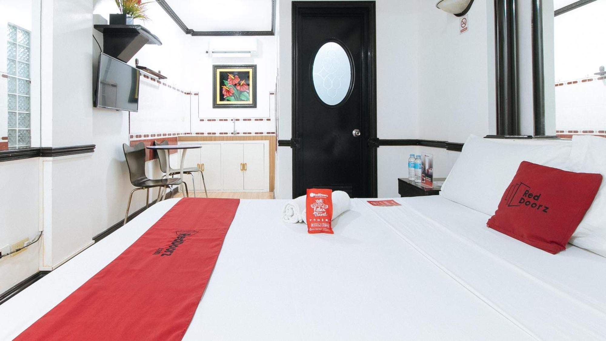 Reddoorz At Plus Villa Gloria Taguig Eksteriør bilde