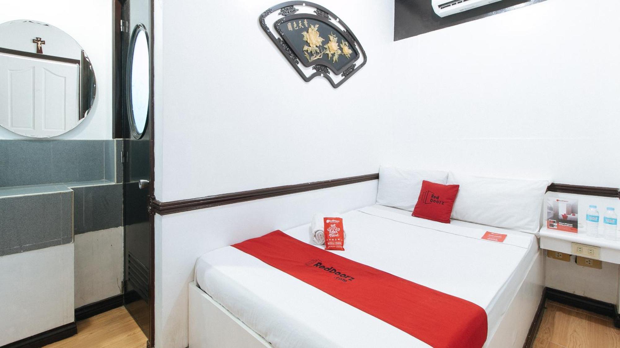 Reddoorz At Plus Villa Gloria Taguig Eksteriør bilde