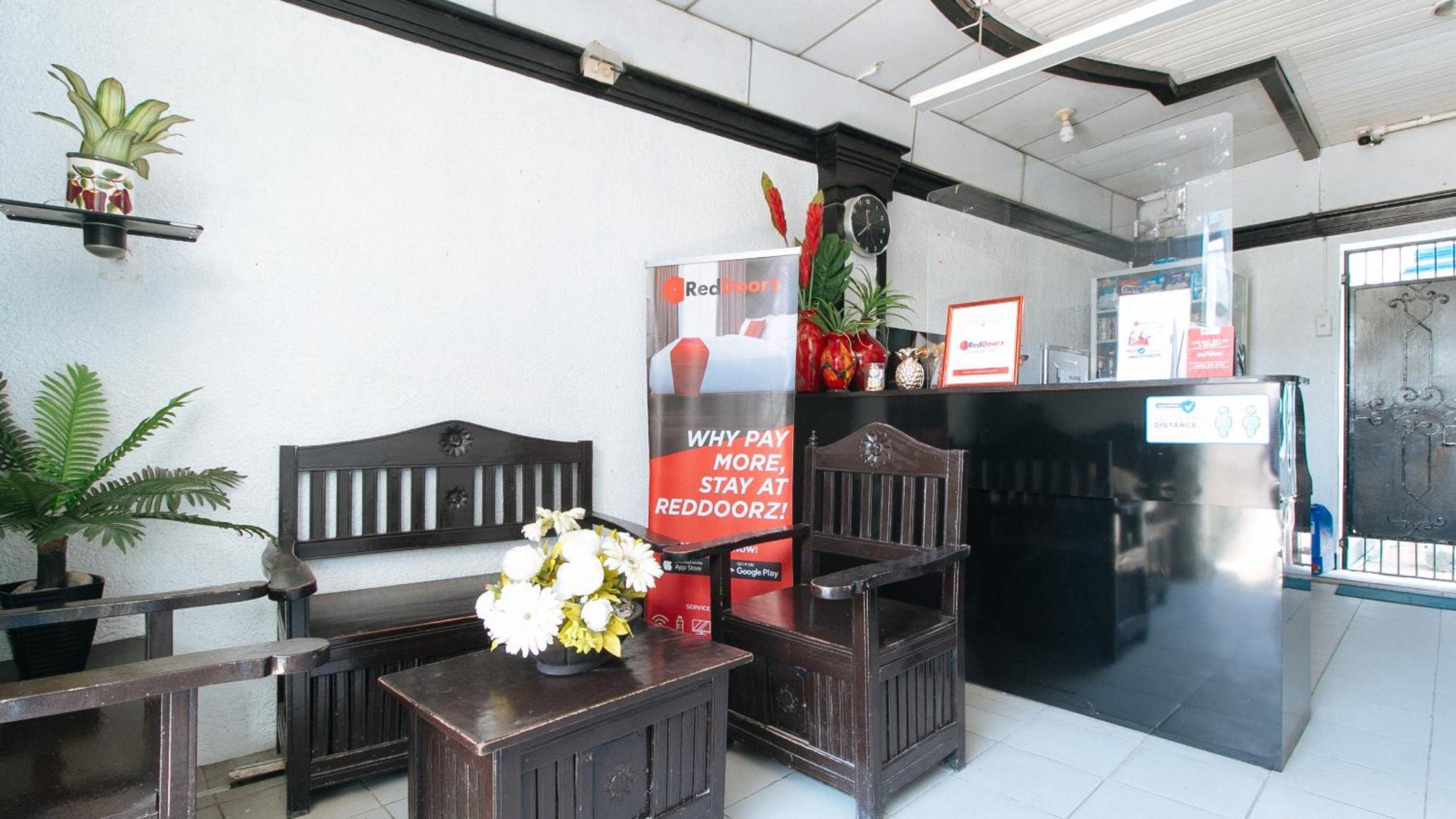 Reddoorz At Plus Villa Gloria Taguig Eksteriør bilde